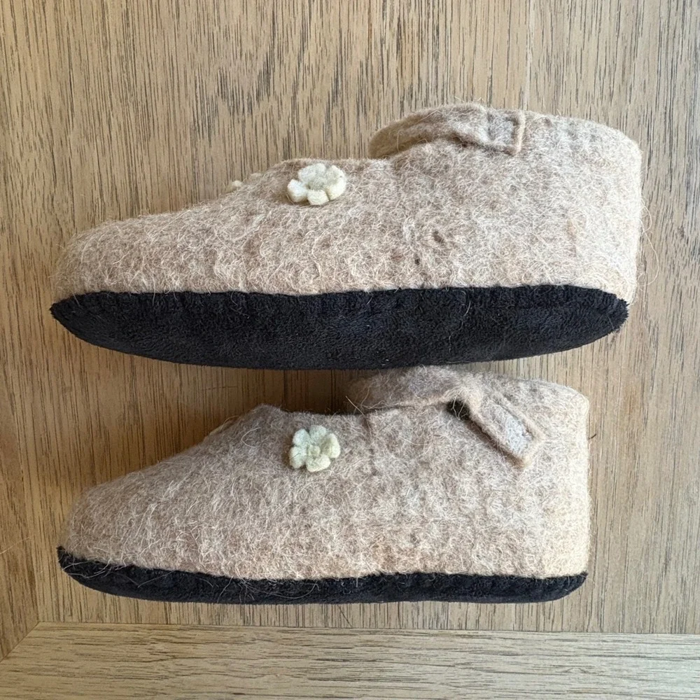 SATCH&SOL Handmade Artisan Wool Felt Mary Jane Slippers Kid Sz 13 Foral Mongolia